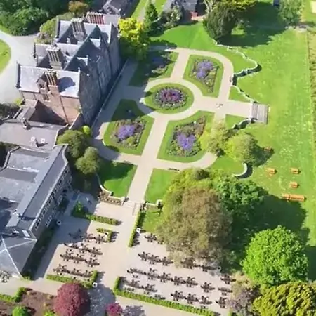 The Gardeners At Wells House Holiday home