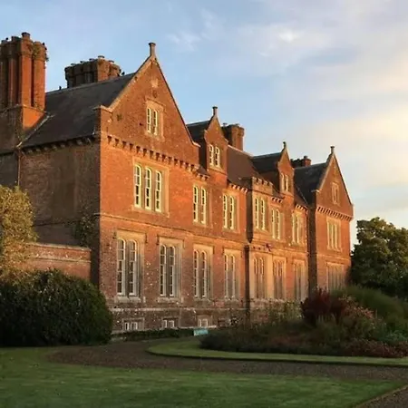 The Gardeners At Wells House